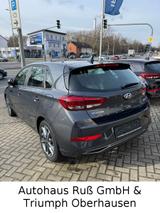 Hyundai I30 1.5 T-GDI TREND DCT - Hyundai i30 Trend mit Benzin-Antrieb