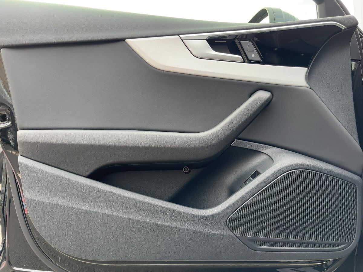 Audi A4 - Bild 14