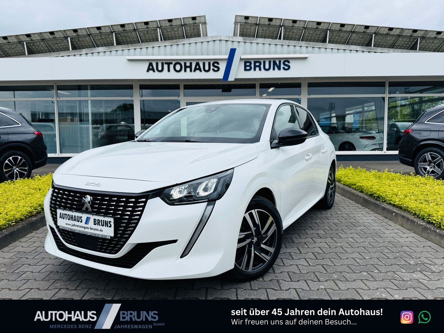 Fahrzeugabbildung Peugeot 208 1,2 PURETECH 100 ALLURE, RFK, LED, MirrorLin