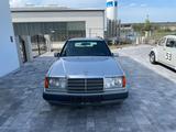 Mercedes-Benz 220TE mit Autogas und H-Zulassung - Mercedes-Benz 220: Te