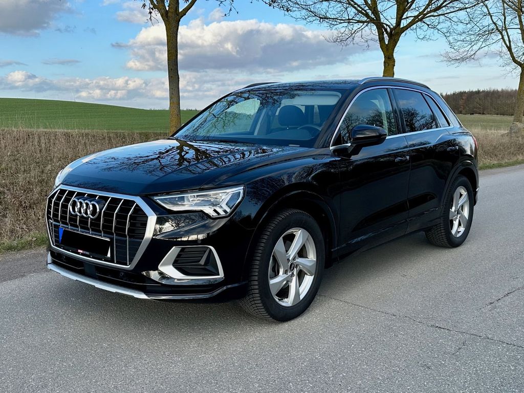Image of Audi Q3