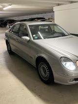 Mercedes-Benz Mercedes E 320 Elegance - Mercedes-Benz E 320 in München