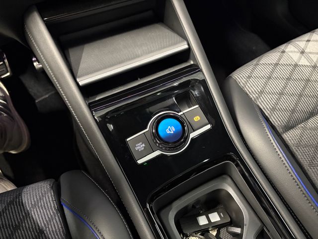 Tayron R-Line 2.0 TDI 4Motion PANO IQ.LIGHT