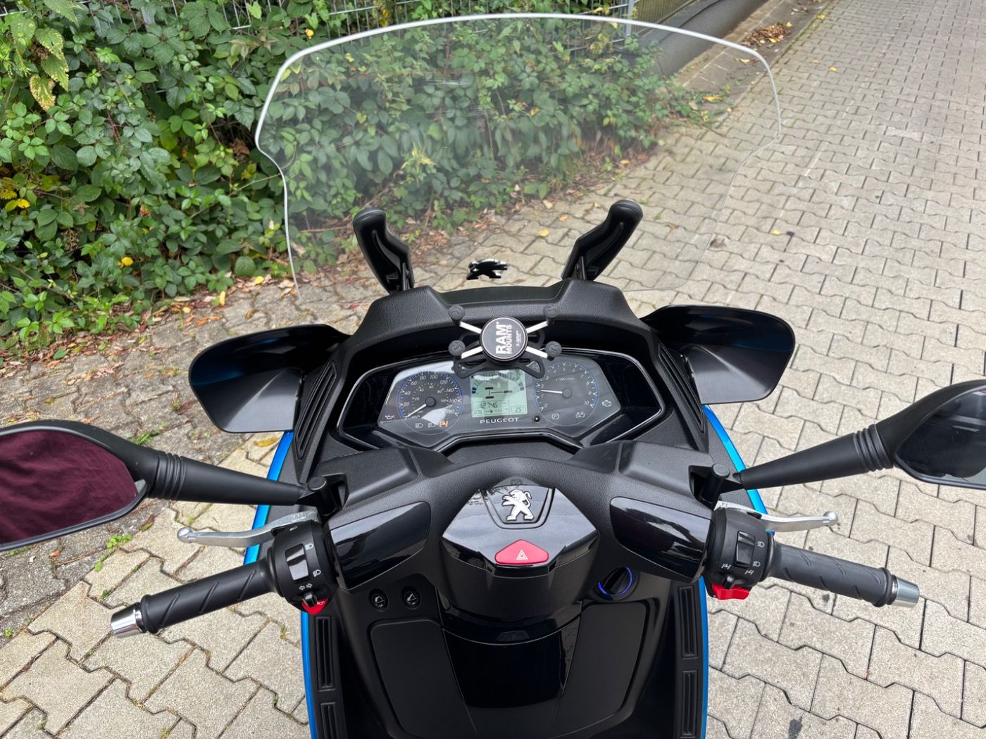 Fahrzeugabbildung Peugeot Metropolis 400