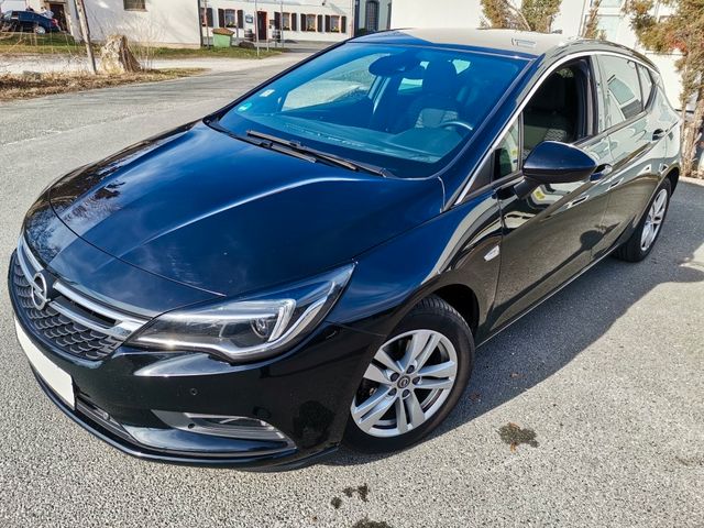 Opel +Astra K+Dynamic+AHK+Navi+PDC+CAM