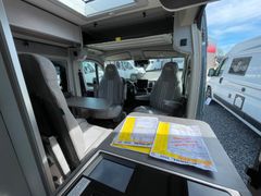 Pössl Summit Shine 600 L  | Premium & Assistenz Paket*