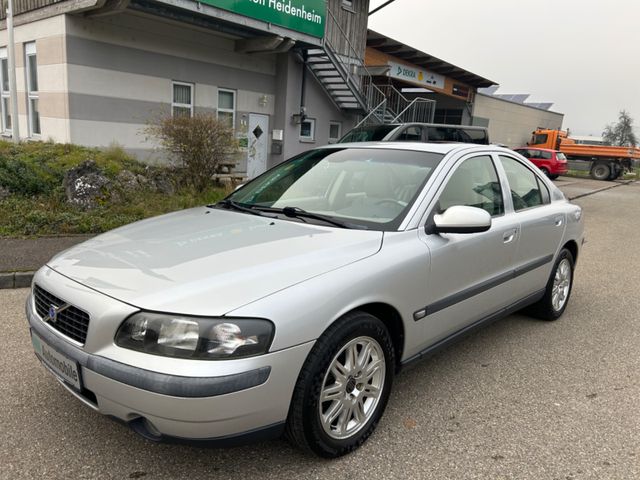 Volvo S60  2.4