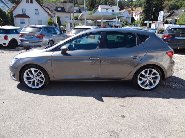 Fahrzeugabbildung Seat Leon FR/1.Hd/LED/150PS/Navi/SitzH/PDC/