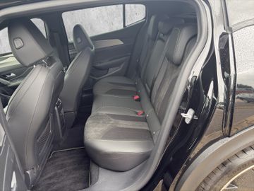 Peugeot 408 GT 225 360+AHK+Kam.+KeyLess+Navi+SD+SHZ