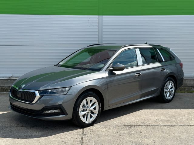 Skoda Octavia Combi 150PS 4x4 DSG KAMERA+PDC LM17"AHK