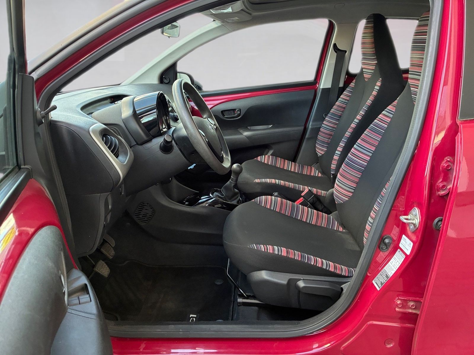 Fahrzeugabbildung Citroën C1 1.0 VTi Airscape Feel PDC,SD