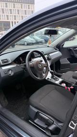 Volkswagen Vw Passat 2.0 - Volkswagen Passat aus 2012 mit Diesel-Antrieb