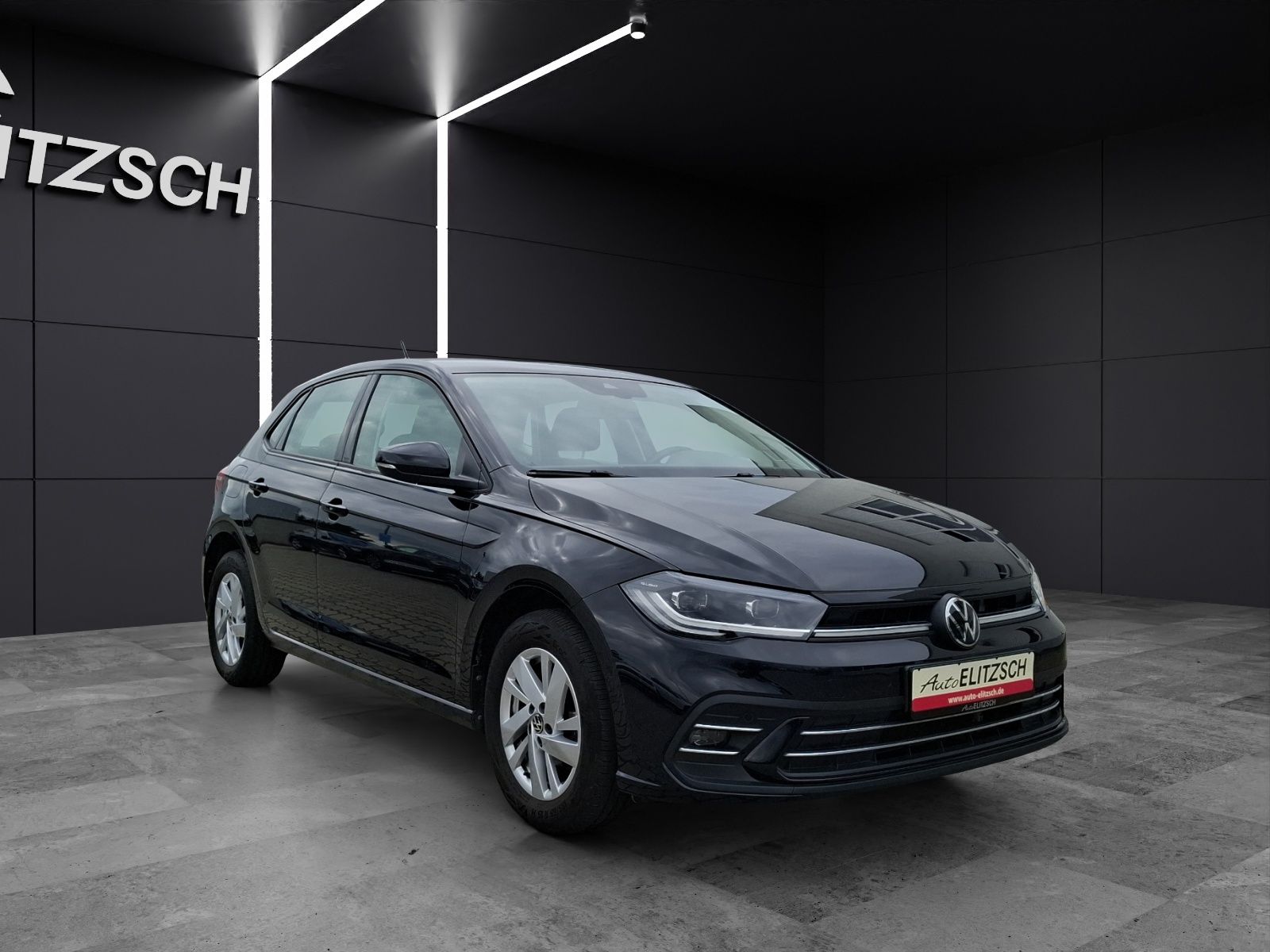 Fahrzeugabbildung Volkswagen Polo TSI Style DSG Matrix AID ACC Park-Assist SH