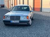 Mercedes-Benz W124 300D Klima EFH Soundsystem Sportline ... - Mercedes-Benz 300: W124 300e