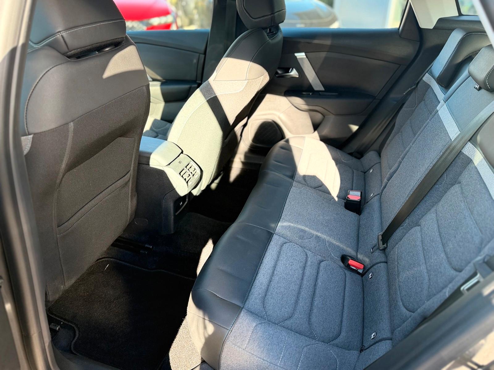 Citroën C4 PureTech 130 S&S C-Series