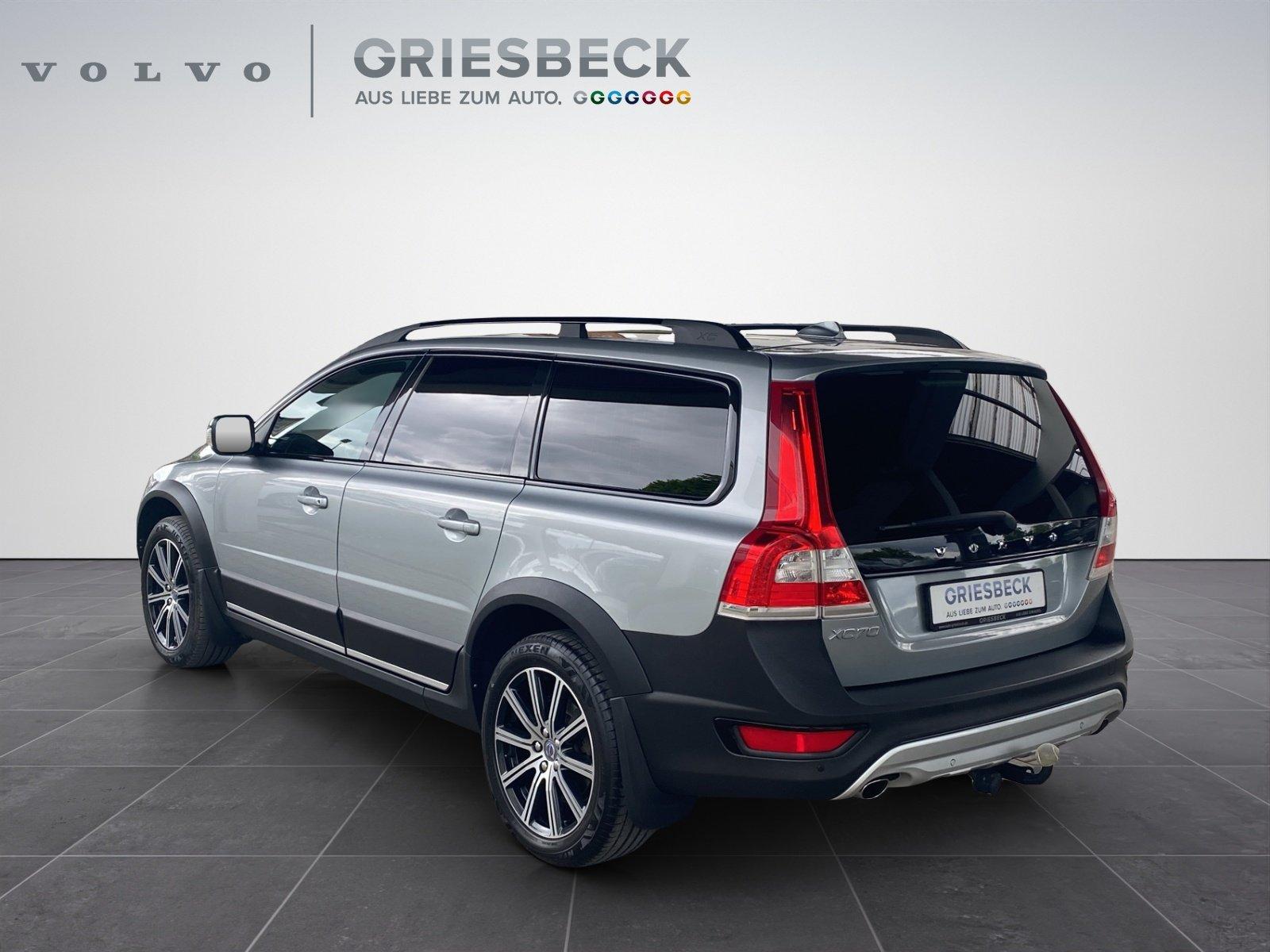 Volvo XC70 D4 Momentum Navi+SD+SHZ+KlimaA+Leder+PDC