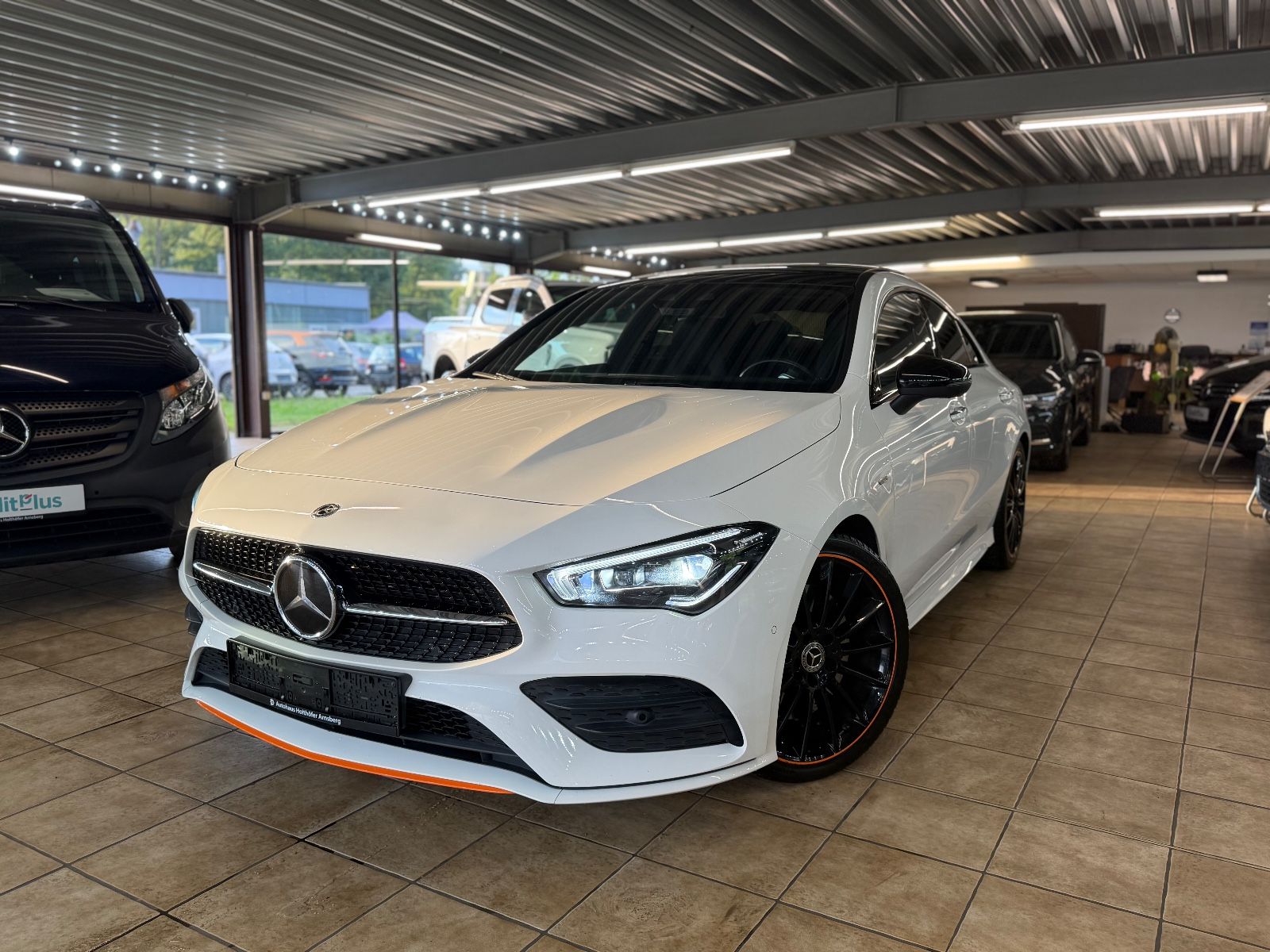 MERCEDES-BENZ CLA 250 Edition 1*AMG*Pano*Burmeister*1Hand*