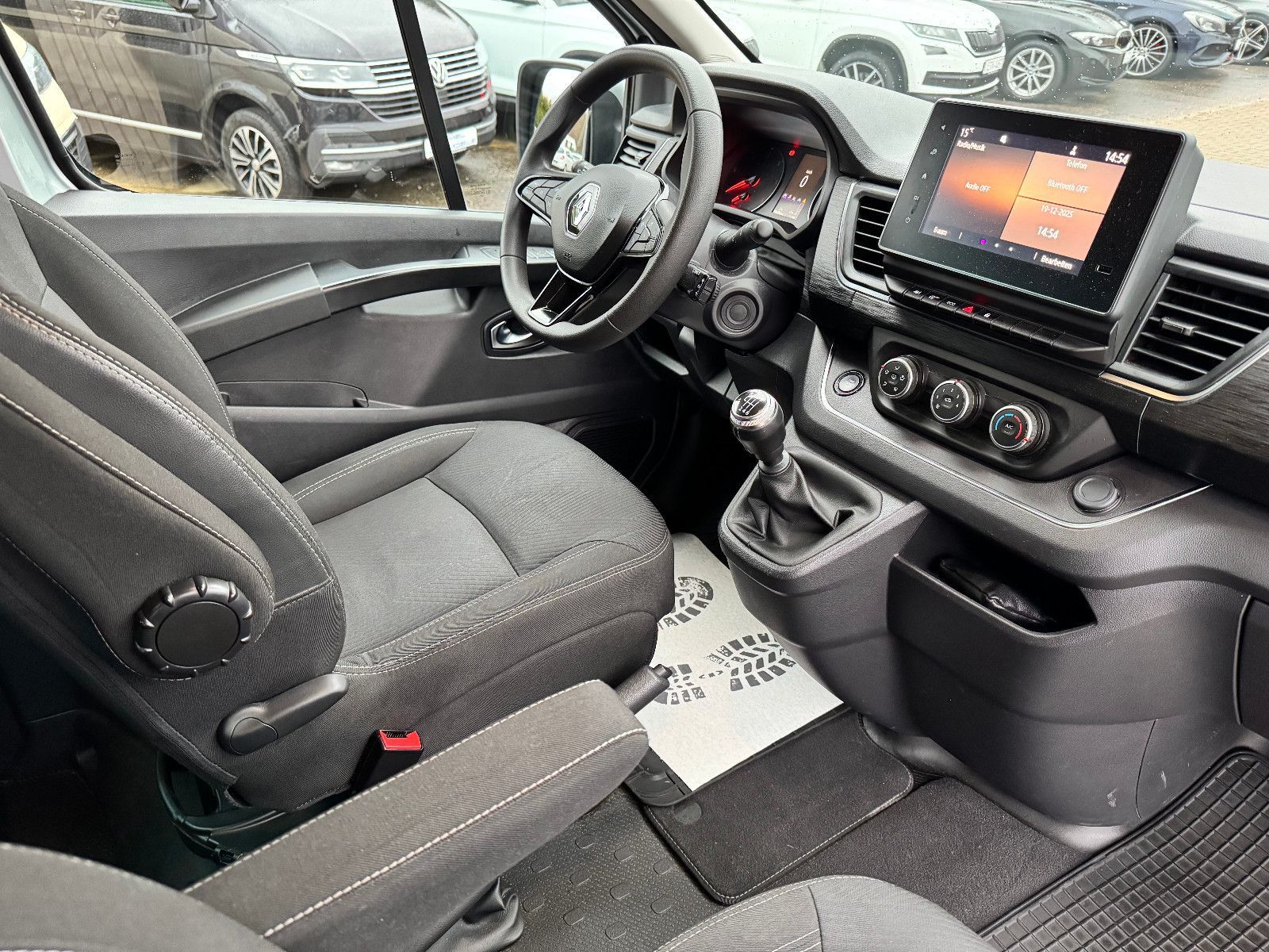 RENAULT Trafic, 2022, Diesel, 150 PS