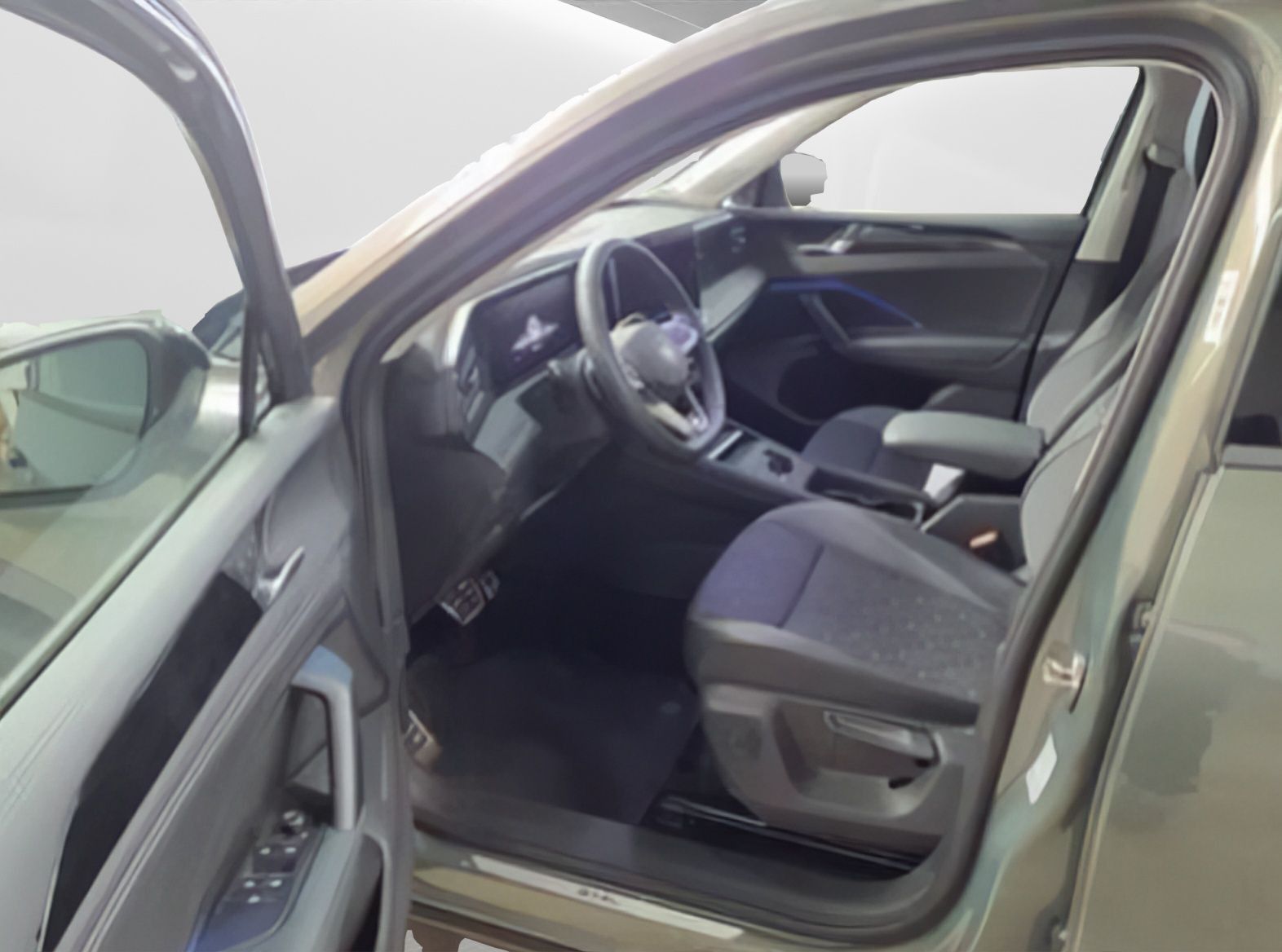 Volkswagen Tiguan 1.5 eTSI DSG Goal AHK LED Kamera Navi foto 4