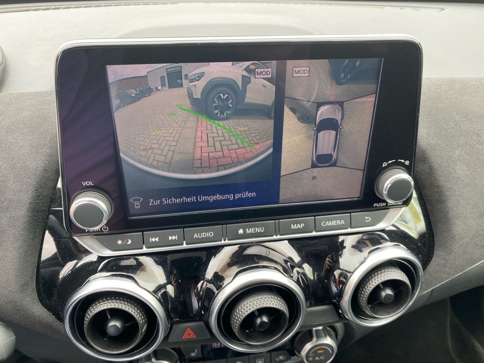 Fahrzeugabbildung Nissan Juke 1.0 DIG-T Autom. N-Design *Bose*360'Kamera*