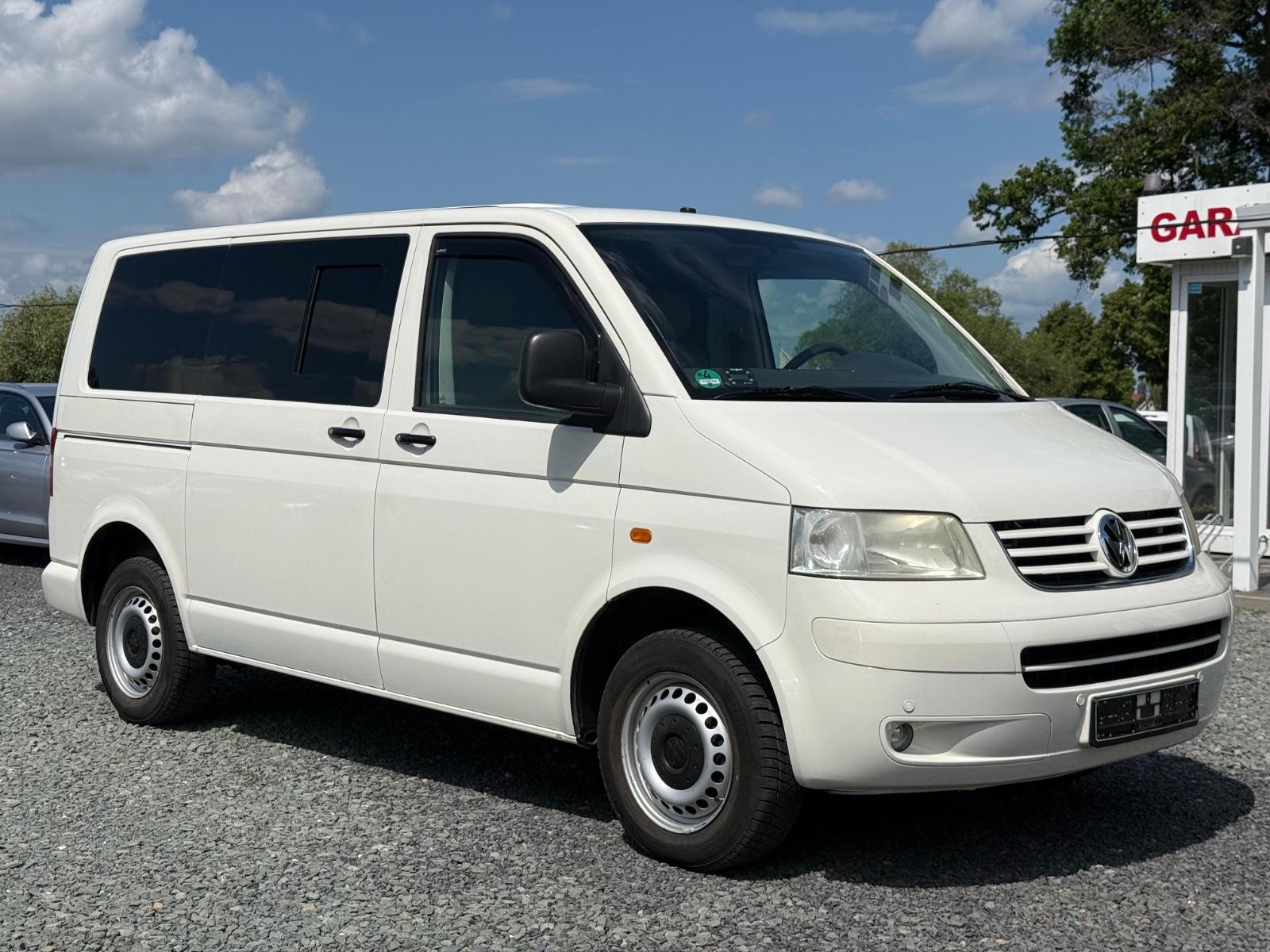 Volkswagen T5 Transporter*CAMPER*2.5TDI*Automatik*StandHZG*