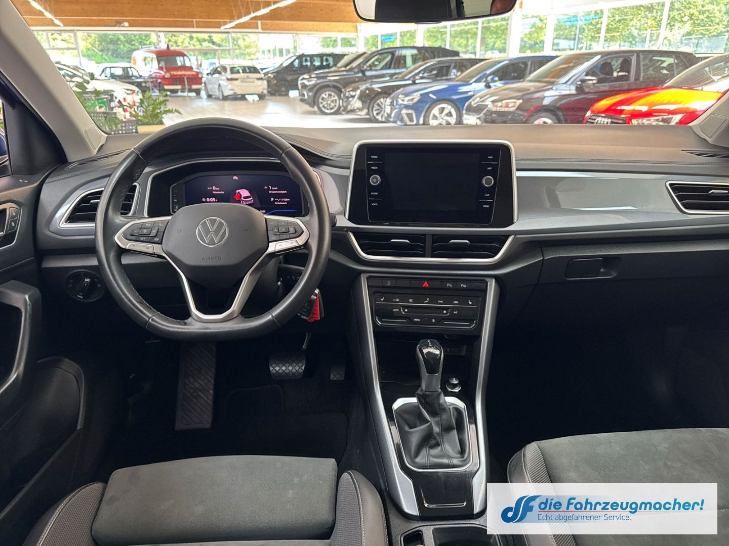Fahrzeugabbildung Volkswagen T-Roc Style 2.0 TDI EU6d StandHZG Digitales Cock