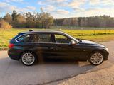 BMW 335i xDrive Touring Luxury Line Autom. Luxur... - BMW in Nürnberg