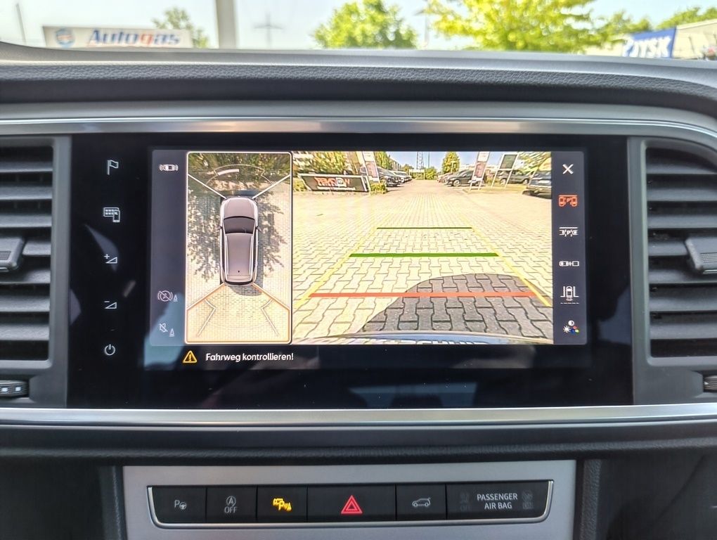Fahrzeugabbildung SEAT Ateca FR 2.0 TSI 4Drive DSG + AHK + SHZ