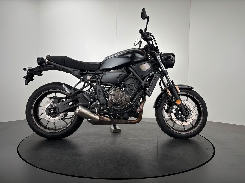 Fahrzeugabbildung Yamaha XSR 700 35KW *NEUWERTIG *SERIVCE NEU