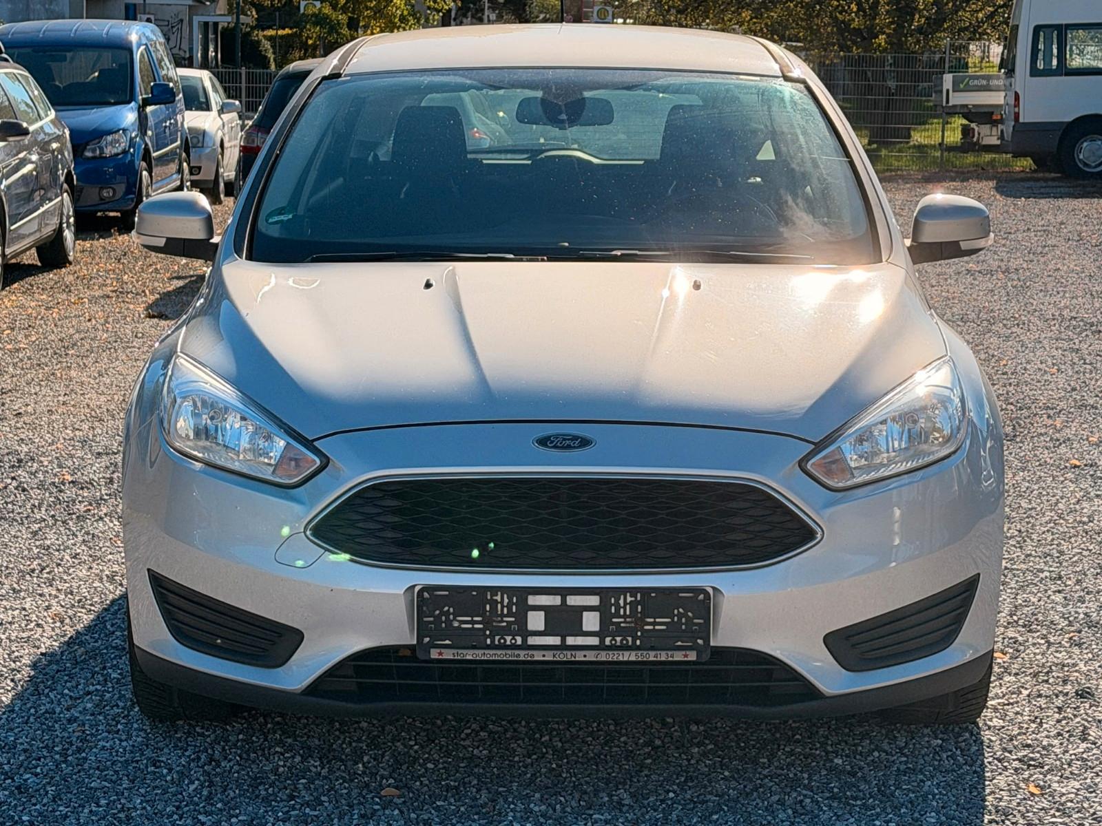 Ford Focus 2015 — photo 13