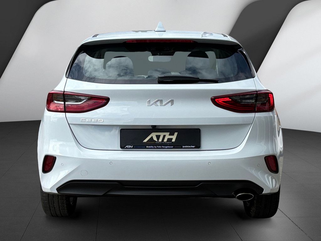Fahrzeugabbildung Kia Ceed 1.4 Vision DCT7 STD (NAV)