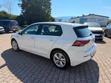 Volkswagen Golf 1.5 TSI ACT First Edition *Navi*LED*ACC* - Volkswagen Golf: Edition