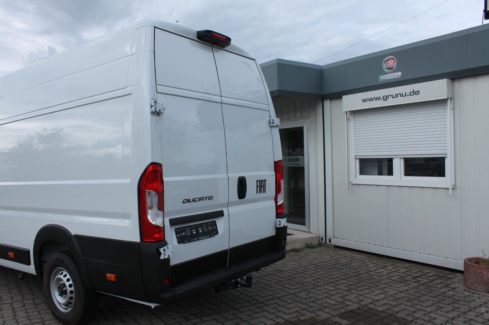 Fahrzeugabbildung Fiat Ducato H3 KaWa Maxi 180 Full-LED Automatik