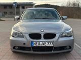 BMW 525i A - - BMW 525 in Freiburg