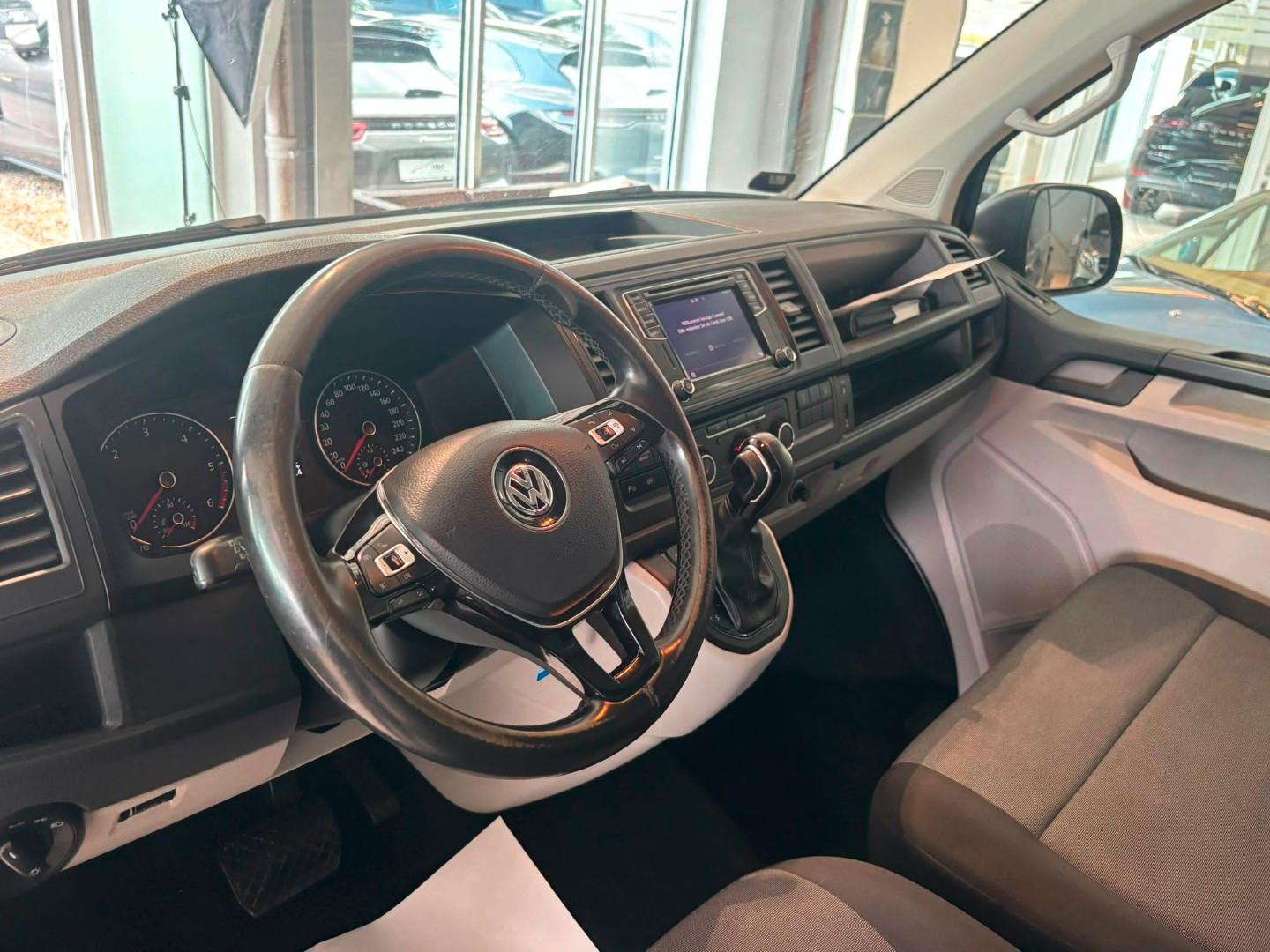 Volkswagen T6 Transporter Kasten lang 4Motion*AHK*Standheiz