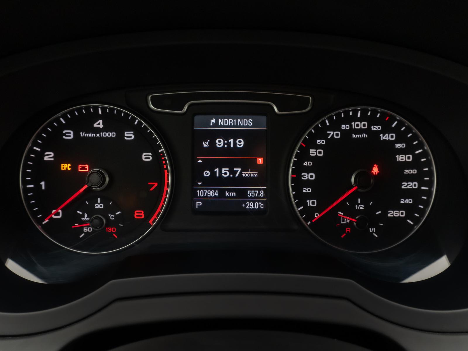 Audi Q3 1.4 S Line Tempomat PDC BiXenon Sportsitz 18"