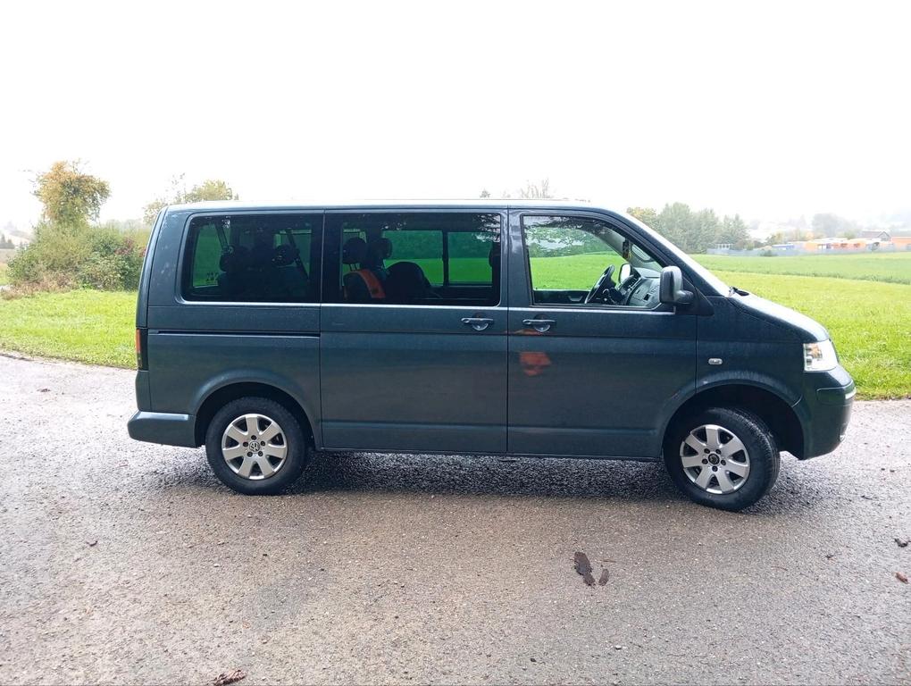 Volkswagen T5 Caravelle