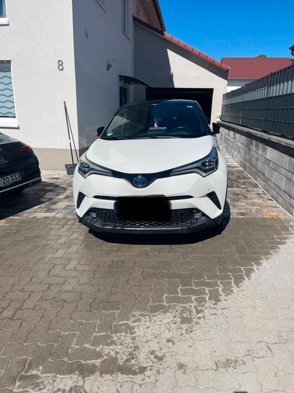 Image of Toyota C-HR