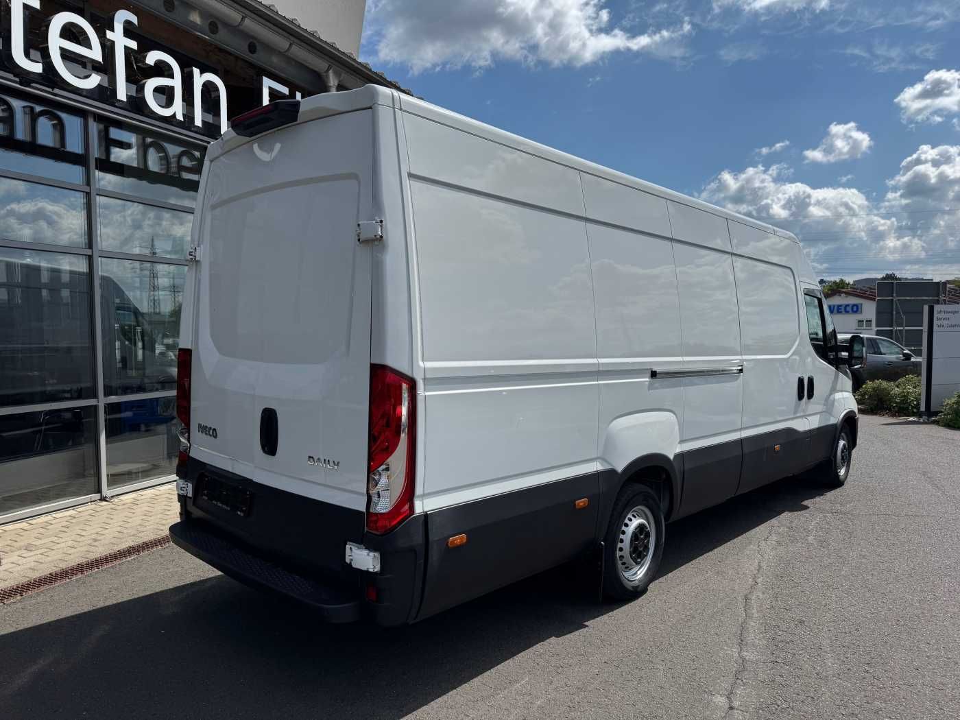 Fahrzeugabbildung Iveco Daily 35S16 *Klima*Radstand4.100mm*