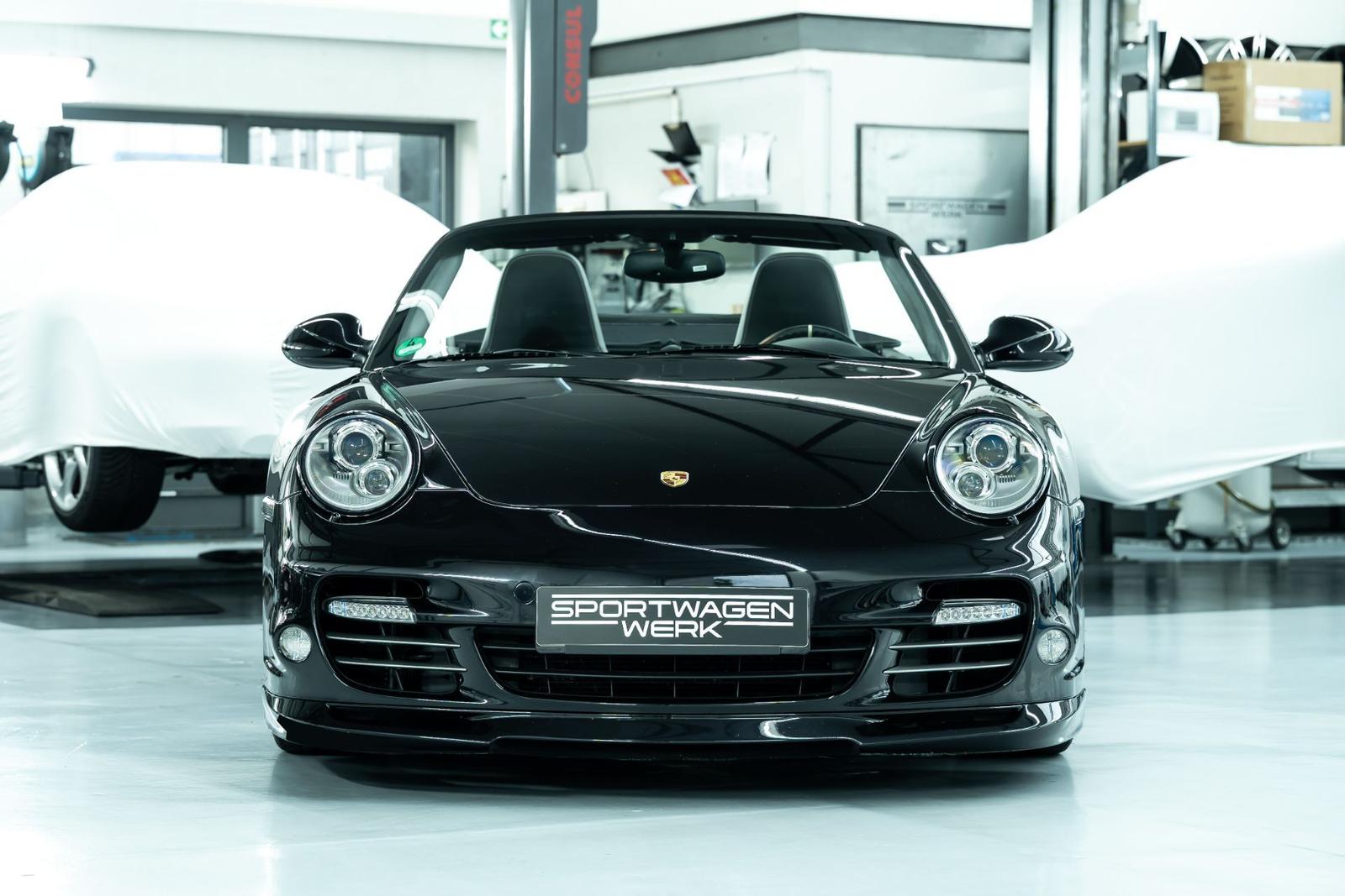 Porsche 911 Turbo S
