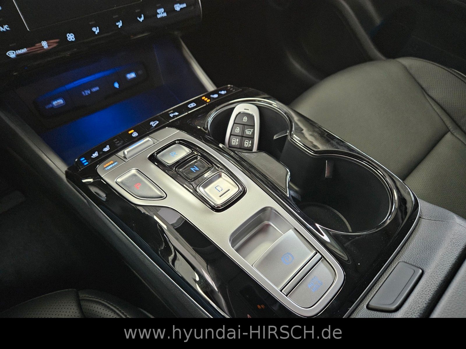 Fahrzeugabbildung Hyundai TUCSON Hybrid 1.6 T-GDi 4WD PRIME ASSI+ ECS Lede