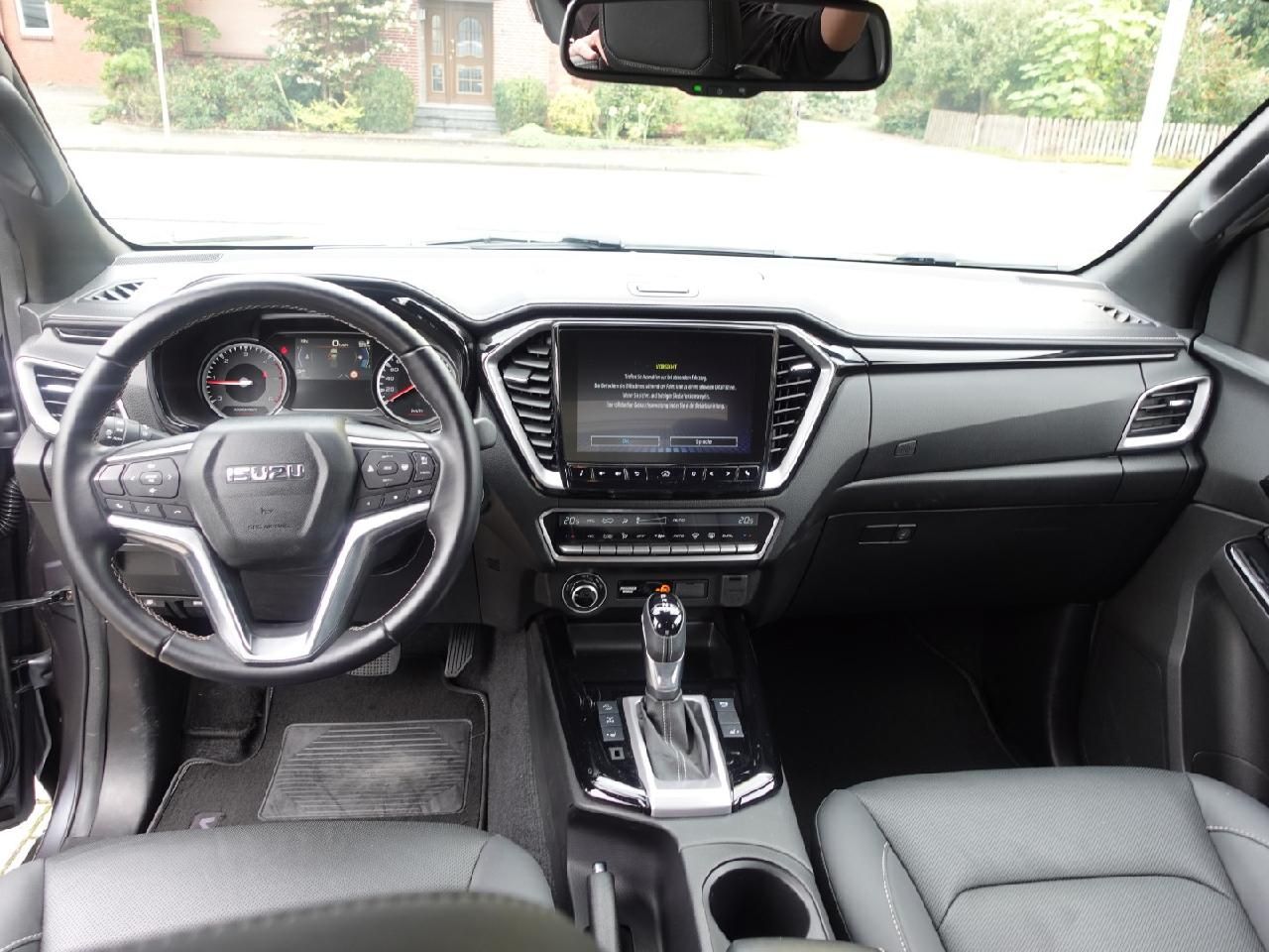 Fahrzeugabbildung Isuzu D-Max Double Cab V-CROSS
