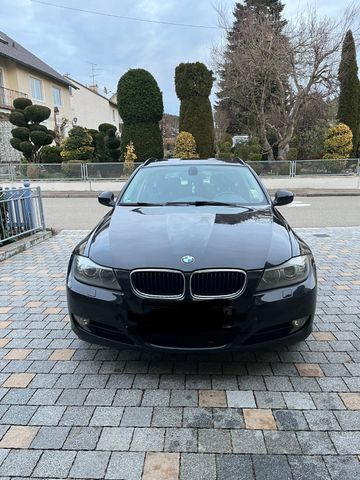 BMW 318i Touring TÜV NEU STEUERKETTE NEU 