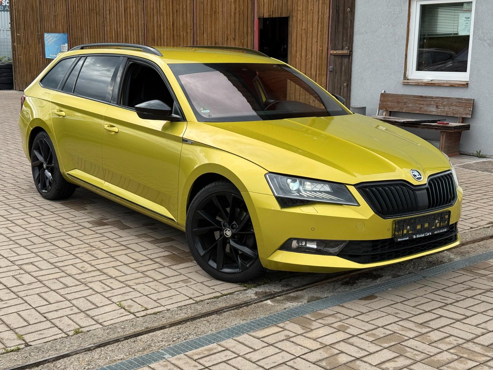 Skoda Superb Sportline DSG NAVI KAMERA AHK CANTON DCC
