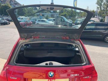BMW 318 - 12