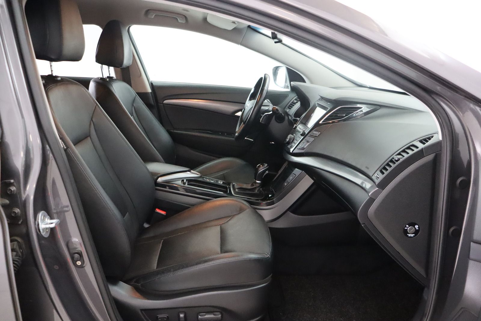 Fahrzeugabbildung Hyundai i40 FL 1.6 CRDi Space Plus * Sitzhzg./-lüftung