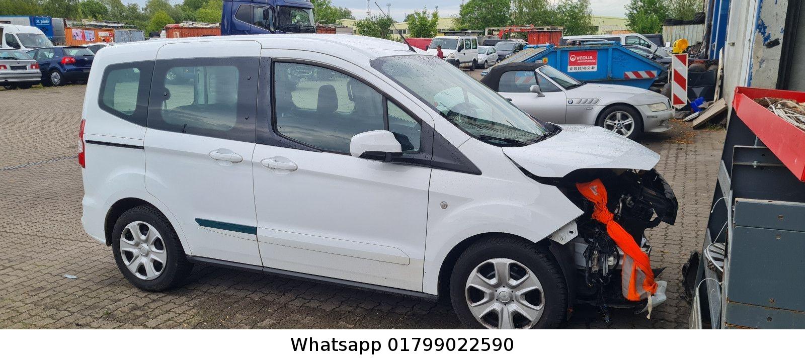 Ford Tourneo Courier + 5 Sitze + Klima