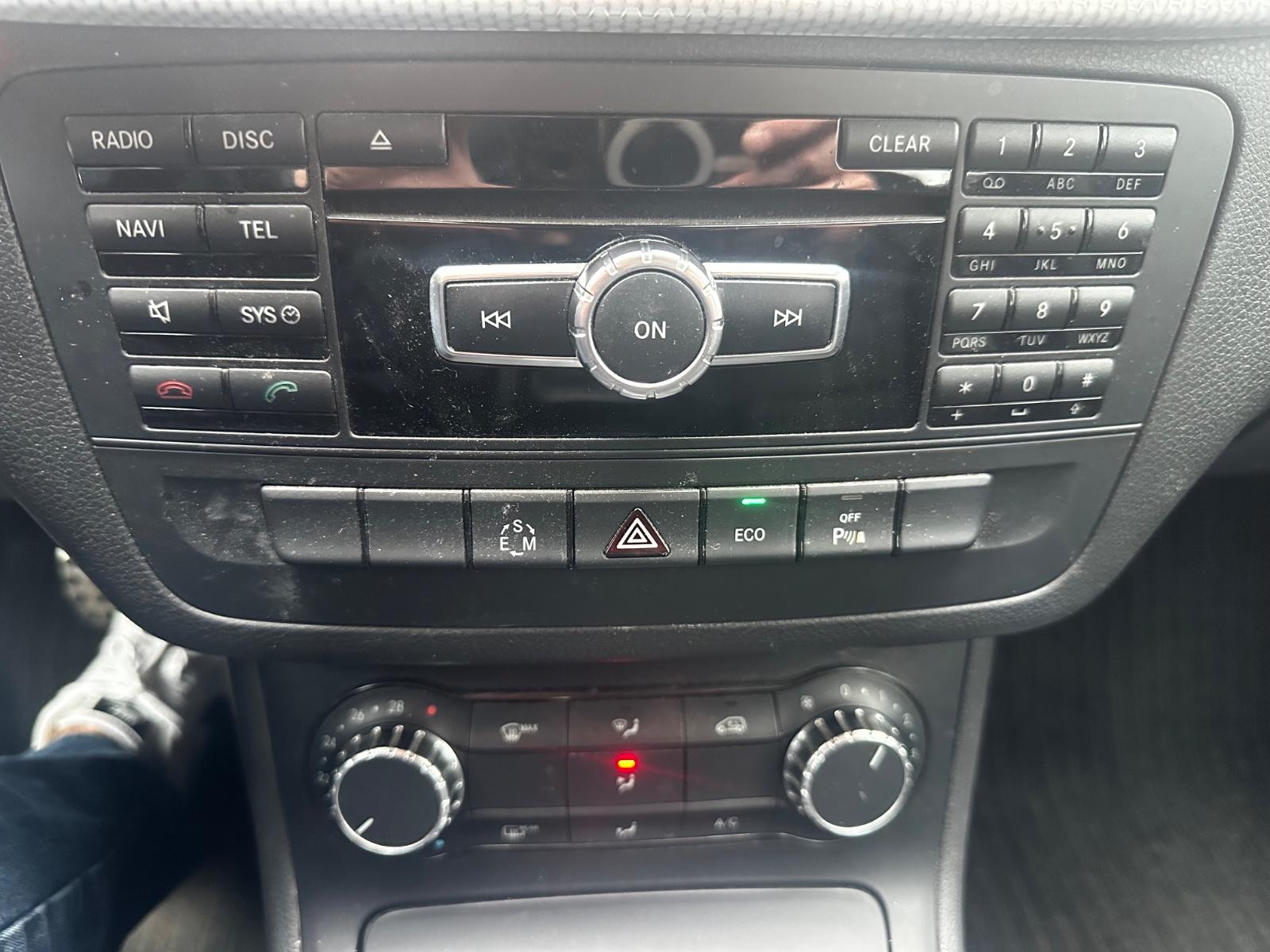 Mercedes-Benz B -Klasse B 180 CDI  AUTOMATIK+1.HAND+PDC+AHK