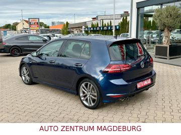 Volkswagen Golf - 8