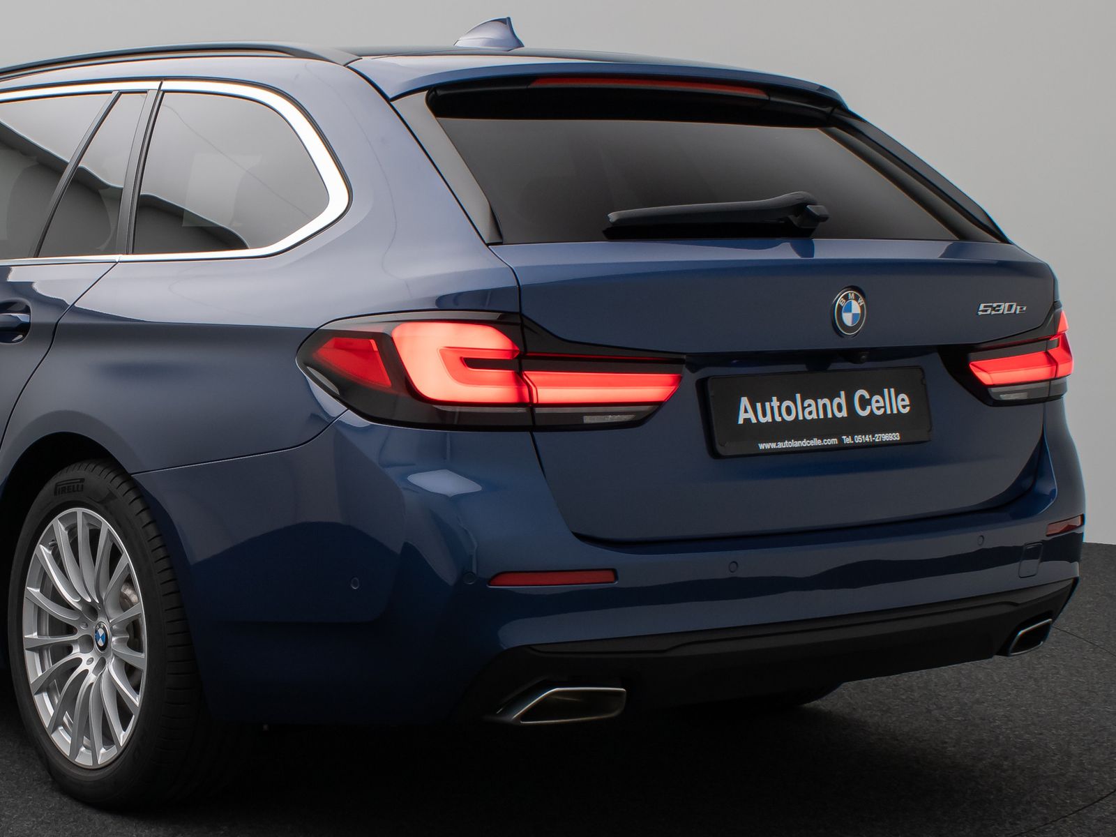 Fahrzeugabbildung BMW 530e Laser 360° HUD DAB H/K Komfort Alarm Sport